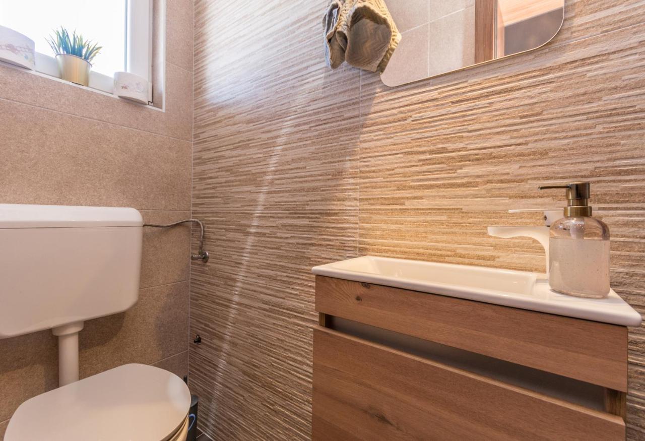 Villa Lucija Biograd Na Moru Ngoại thất bức ảnh