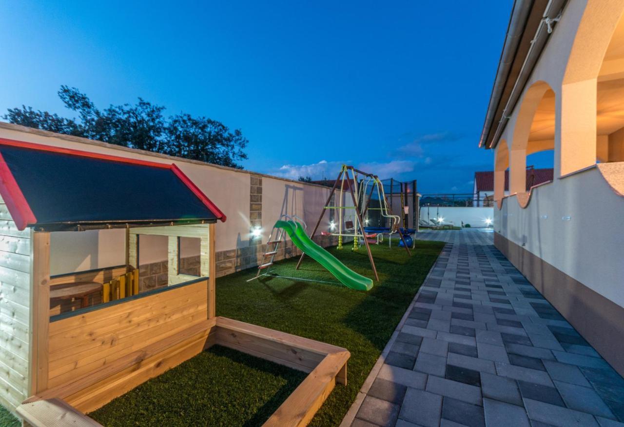 Villa Lucija Biograd Na Moru Ngoại thất bức ảnh